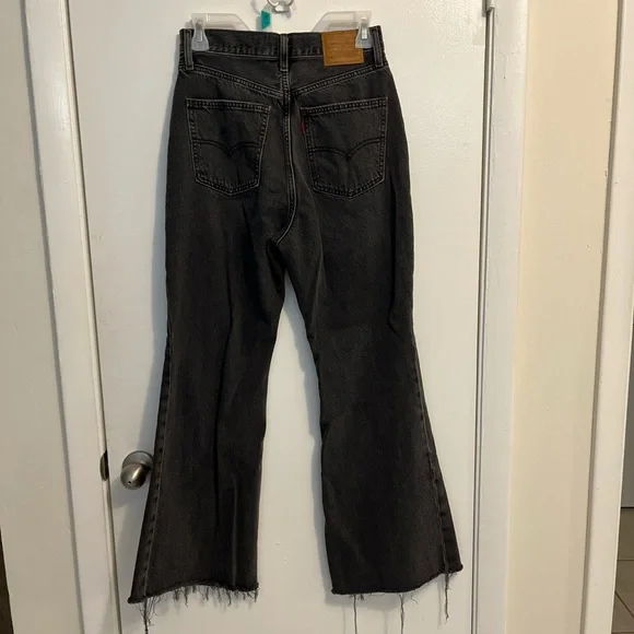 Levi’s 70s high rise flare pants - black denim jeans - Picture 3 of 6